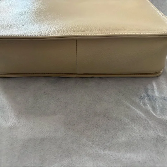 Yves Saint Laurent Shoulder Bag Leather Purse Beige YSL Vintage Auth - Picture 4 of 7